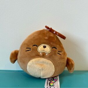 Bruce the Walrus 3.5” Clip Squishmallow BNWT